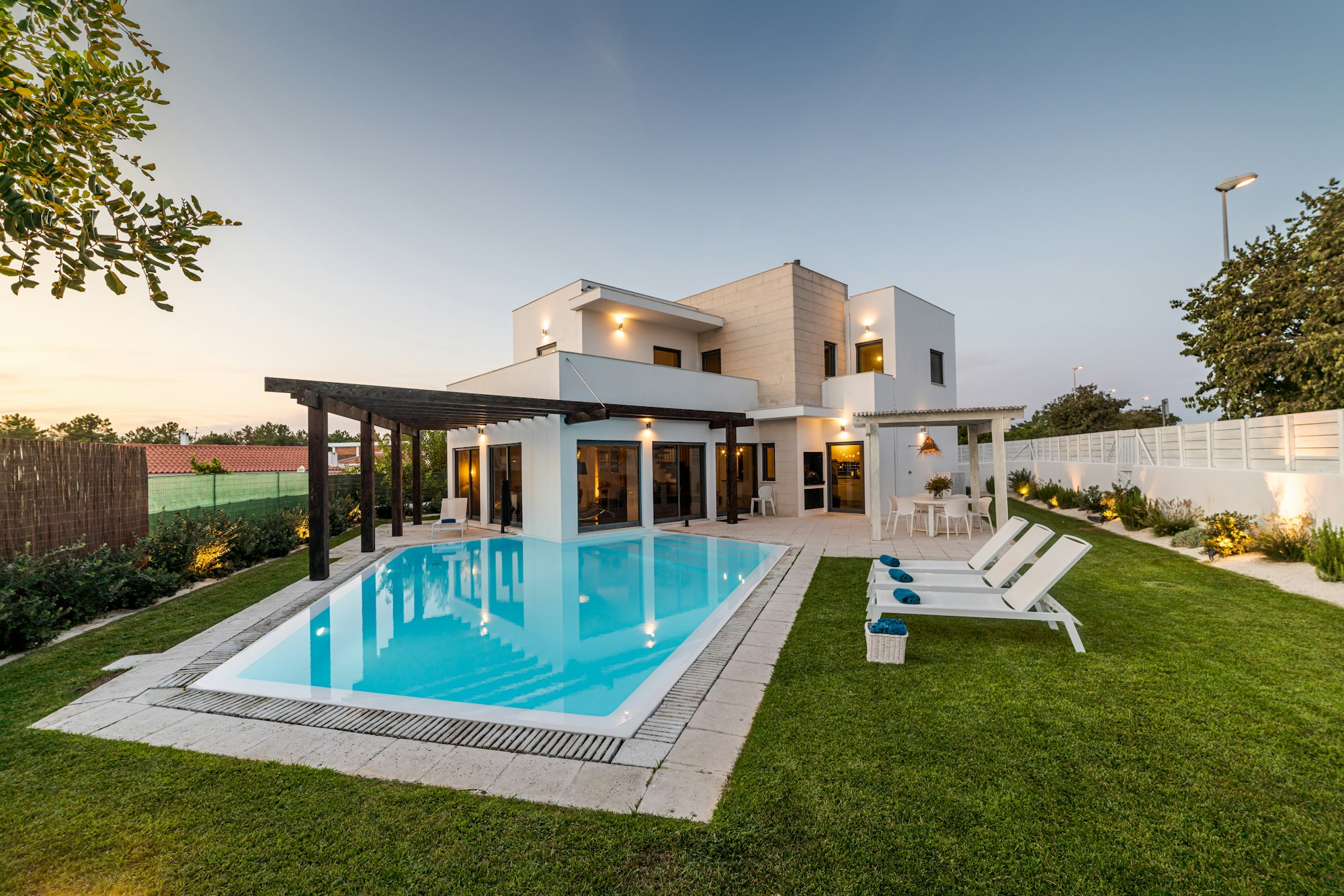 Modern house with pool in Alcudia