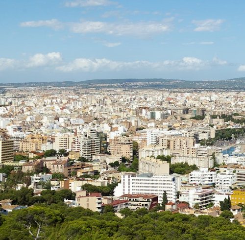 Panoramablick auf Palma de Mallorca mit Son Ferriol
