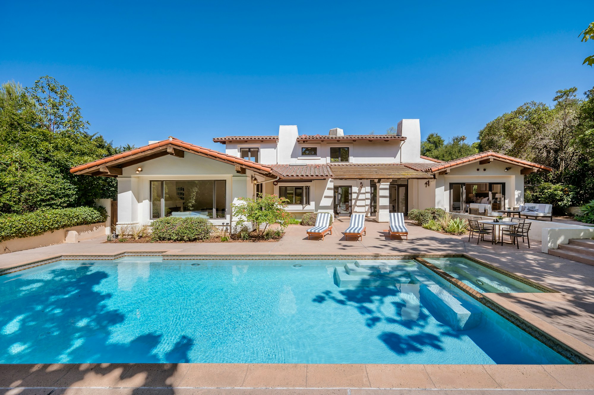 Property in Deia on Mallorca with a pool in the garden