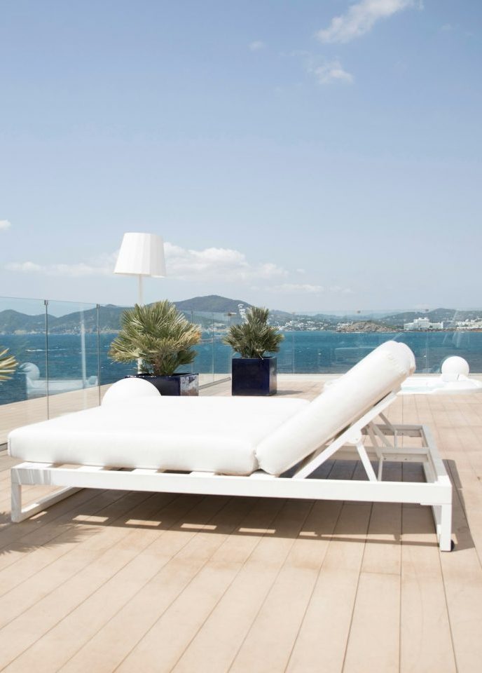 Roof terrace with sea views in Mallorca